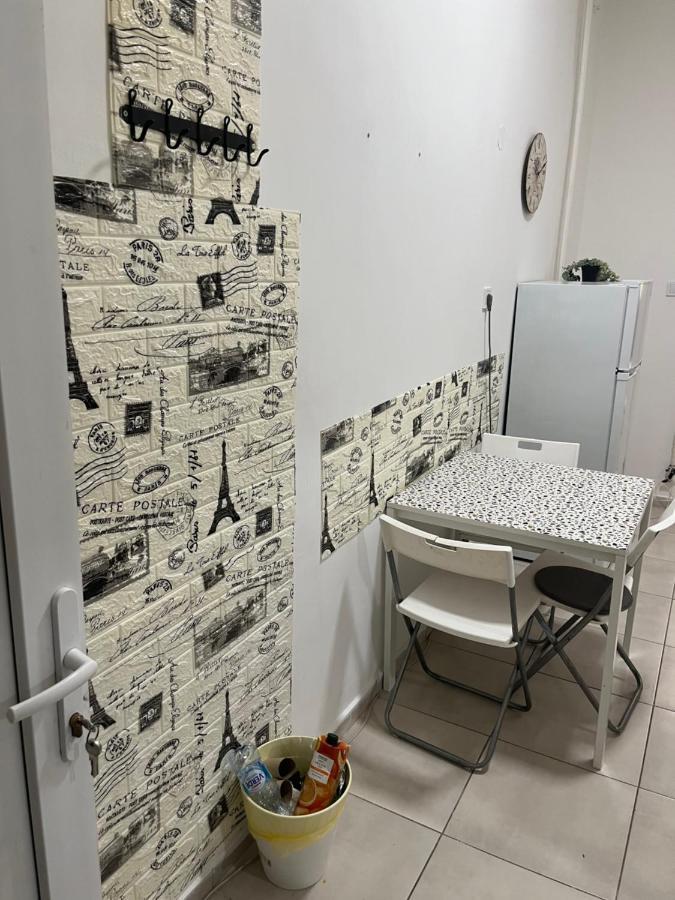 Cozy Flat In The Center Of *